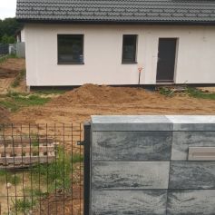 12-czerwca-2024-wstepna-niwelacja-terenu-07.jpg